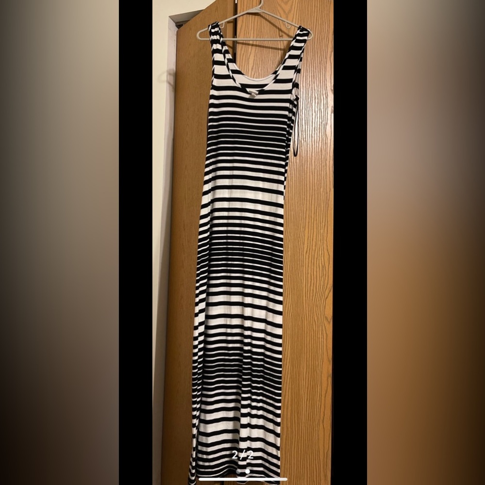 Super long black and white sundress